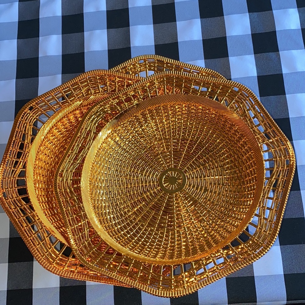 PAPER PLATE HOLDERS - Picture 4 of 4